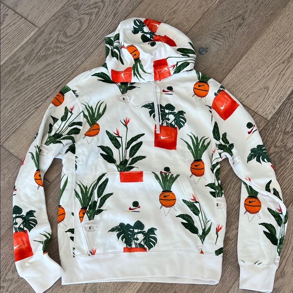 Nike Cream Sweatshirt with Plant Print
